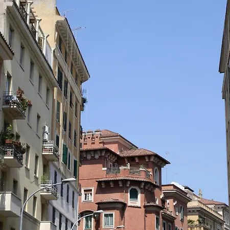 Merulana San Giovanni דירה